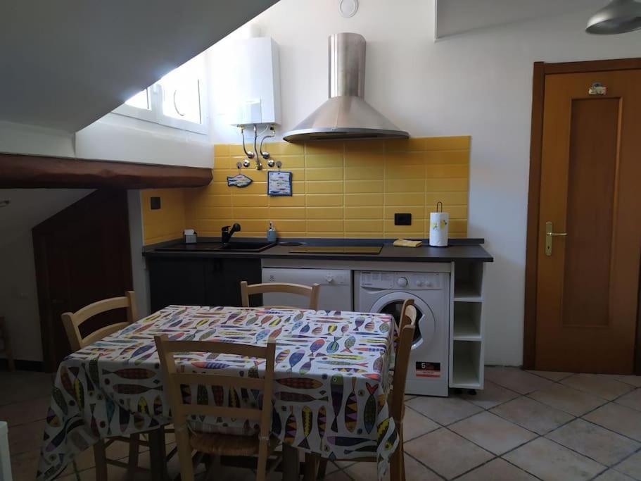 Lecasedisusi Casa Ocra Citra 009056-Lt-0263 Leilighet Savona Eksteriør bilde